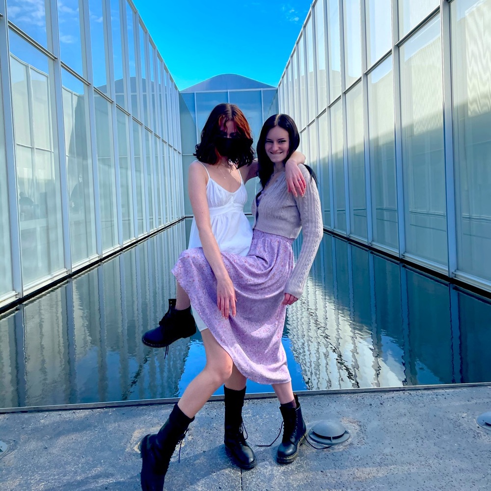 Meet your Posher, Madeline